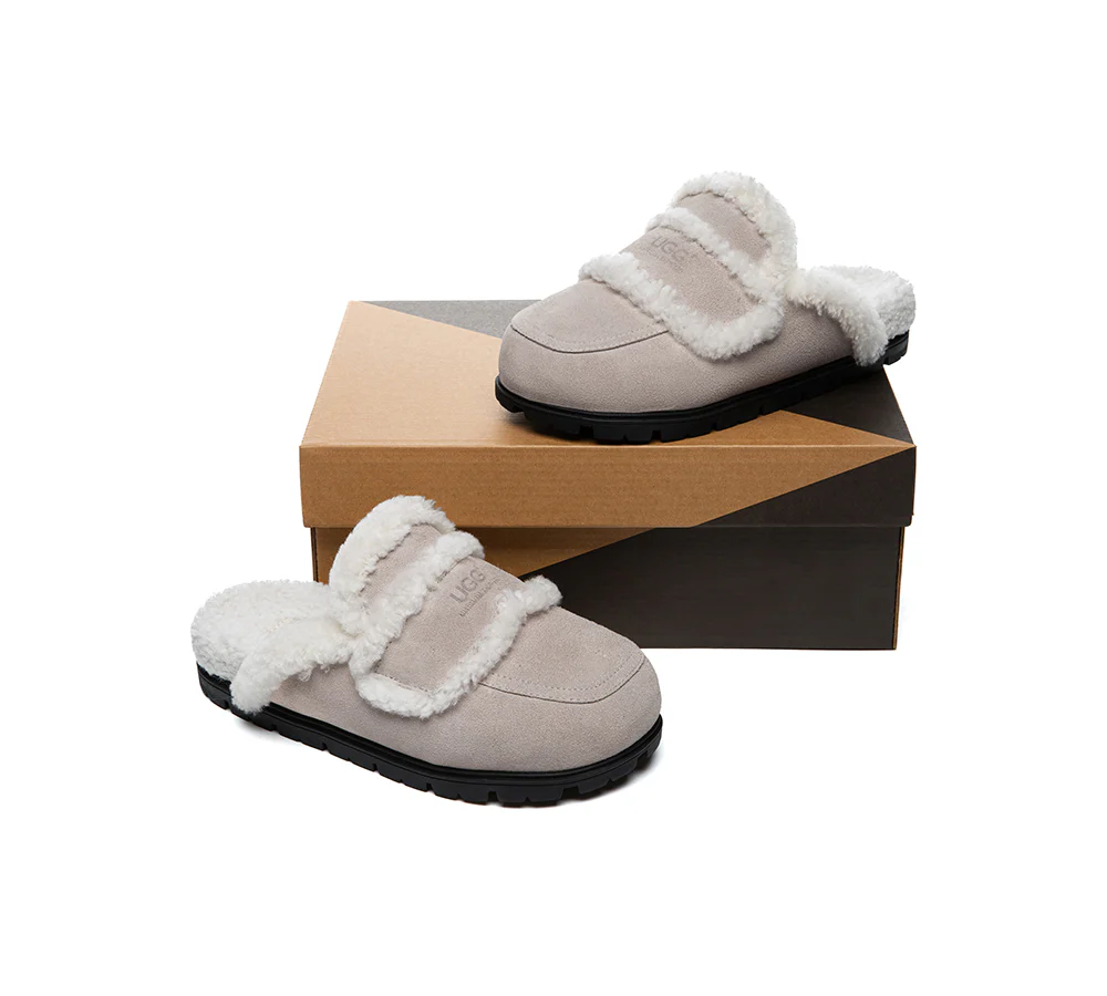 AUSTRALIAN SHEPHERD? UGG Slippers Women Sheepskin Wool Shearling Lined Remi