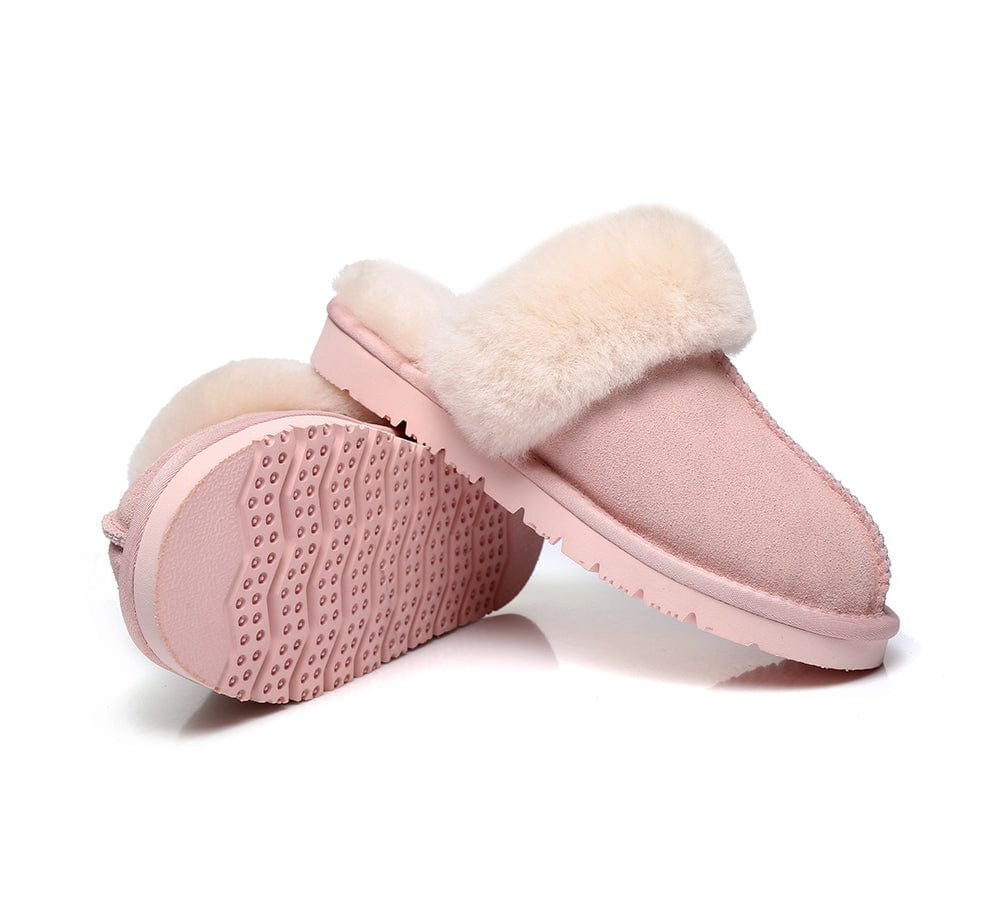 AUSTRALIAN SHEPHERD? UGG Slippers Sheepskin Wool Scuff Muffin