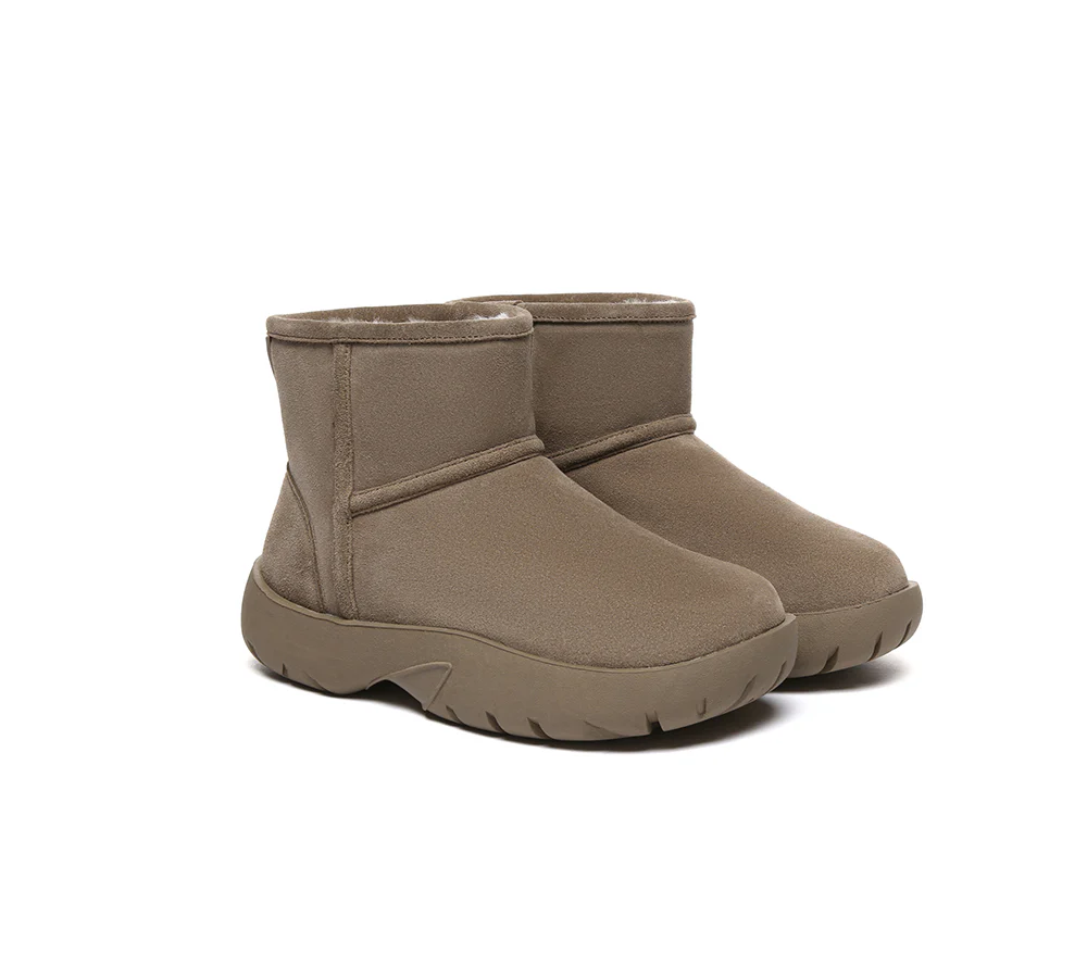 AUSTRALIAN SHEPHERD? UGG Boots Sheepskin Wool Ankle Chunky Mini Classic Salma
