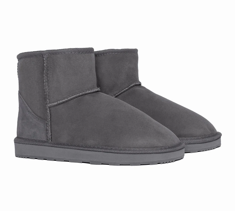 Urban UGG? UGG Boots Australian Made Sheepskin Wool Mini Classic II
