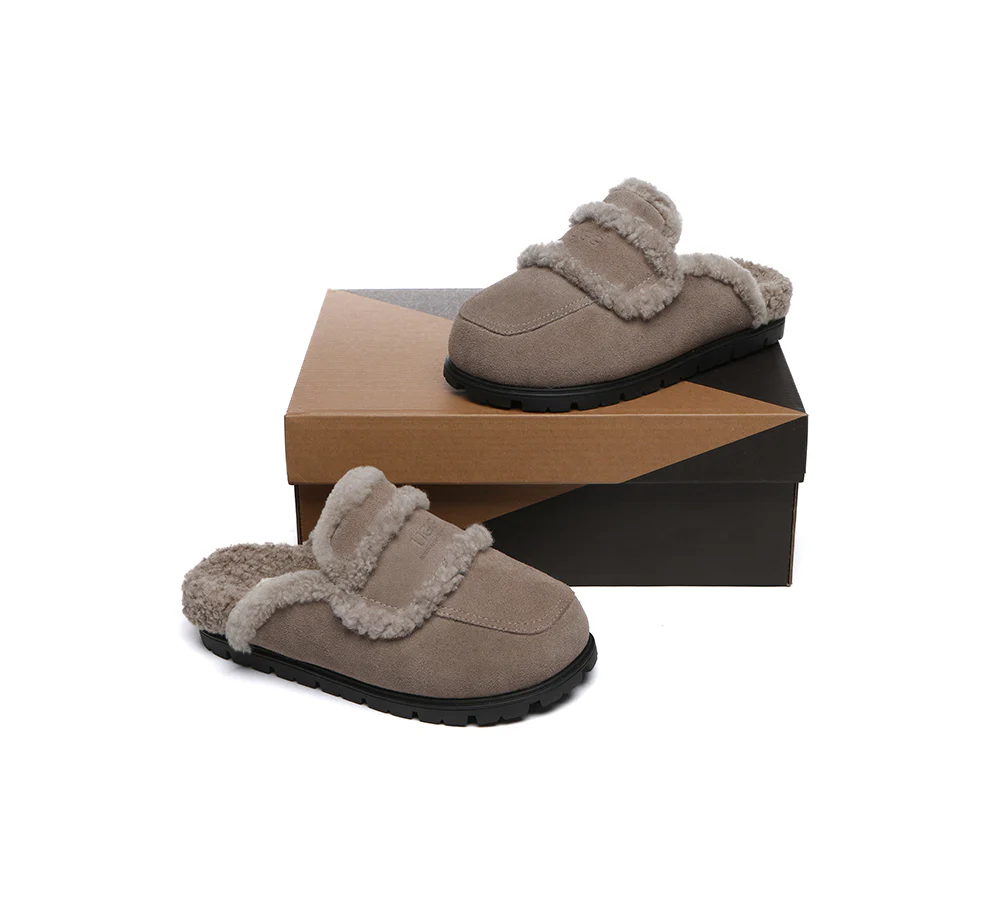 AUSTRALIAN SHEPHERD? UGG Slippers Women Sheepskin Wool Shearling Lined Remi