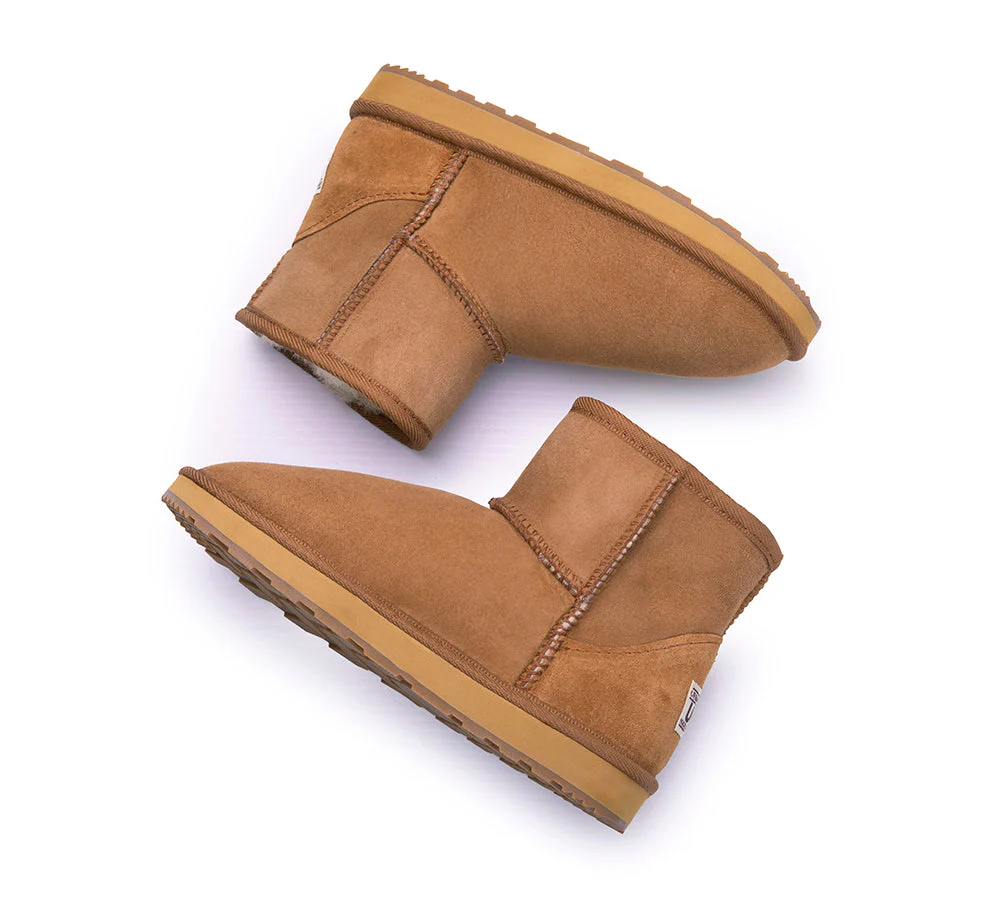 Urban UGG? UGG Boots Australian Made Sheepskin Wool Mini Classic II