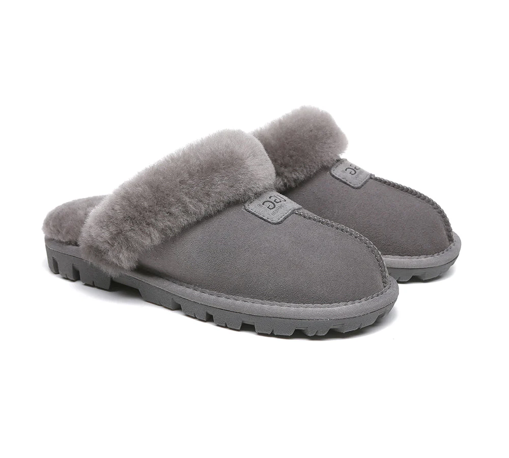 AUSTRALIAN SHEPHERD? UGG Slippers Double Faced Sheepskin Wool Suzie Scuff