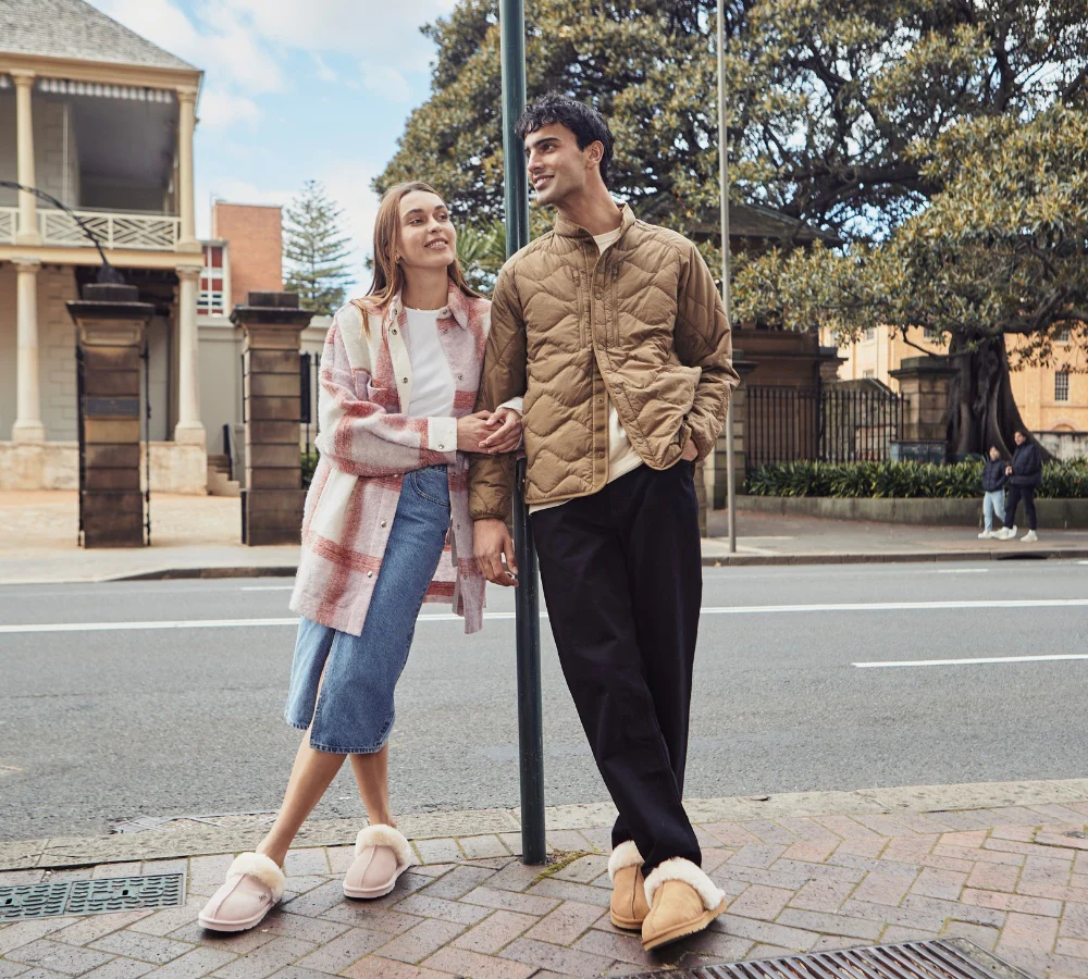 AUSTRALIAN SHEPHERD? UGG Slippers Sheepskin Wool Scuff Muffin