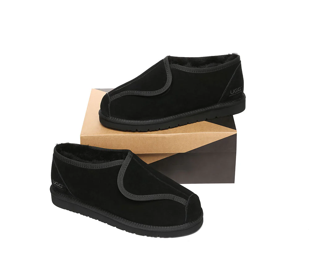 AUSTRALIAN SHEPHERD? UGG Slippers Sheepskin Wool Adjustable Tristen