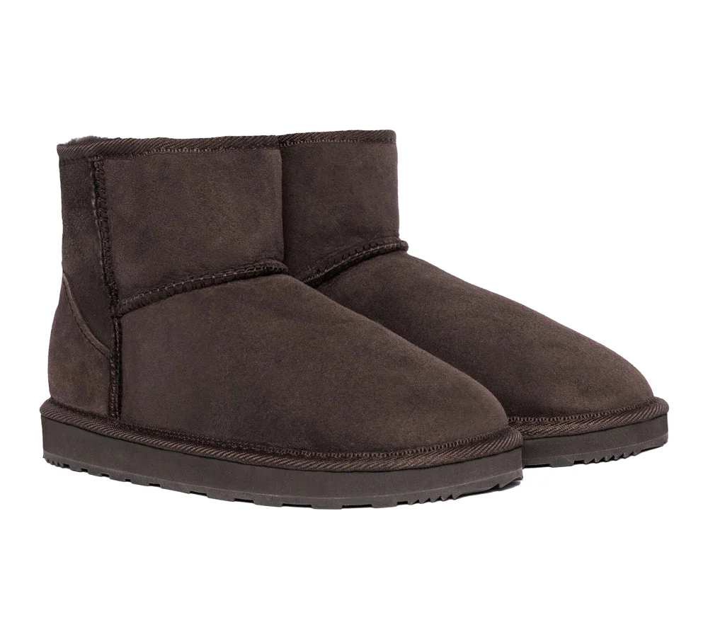 Urban UGG? UGG Boots Australian Made Sheepskin Wool Mini Classic II