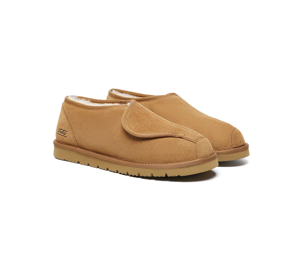 AUSTRALIAN SHEPHERD? UGG Slippers Sheepskin Wool Adjustable Tristen