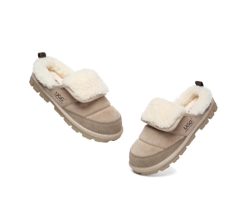 AUSTRALIAN SHEPHERD? UGG Slippers Sheepskin Wool Theia