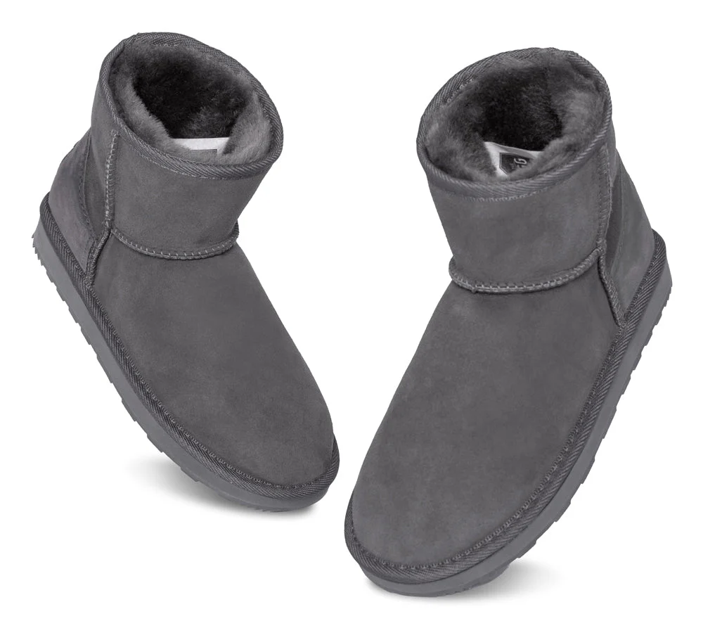 Urban UGG? UGG Boots Australian Made Sheepskin Wool Mini Classic II